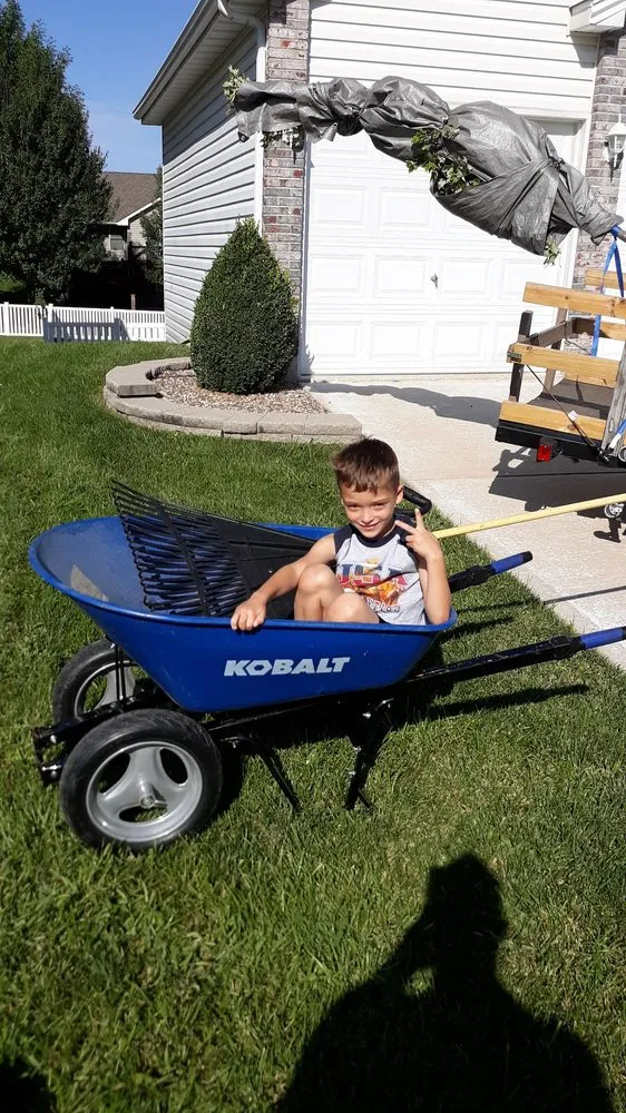 Top-rated lawn mowing service near you across Wentzville, MO - Sommertimes