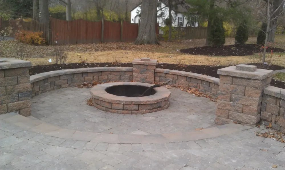 Trusted lawn mowing service experts serving Belleville, IL - Sonnenberg Landscaping Material and Supply