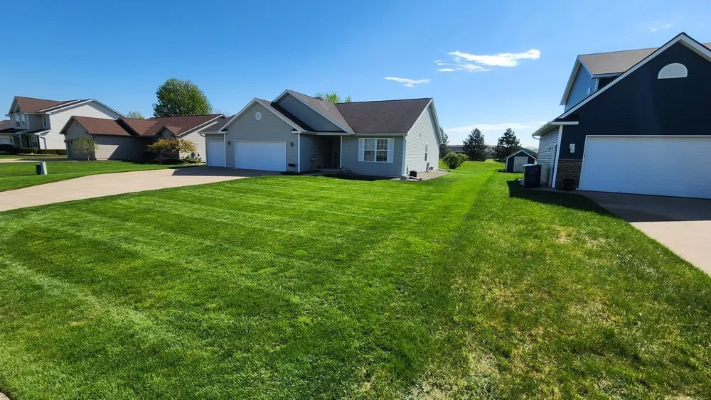 Top-rated lawn mowing service in Saginaw, MI by Sonny's Property Pros