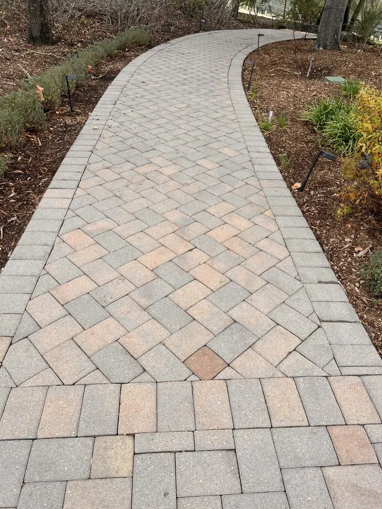 Custom yard cleanup service in Sonoma, CA by Sonoma Landscaping Construction