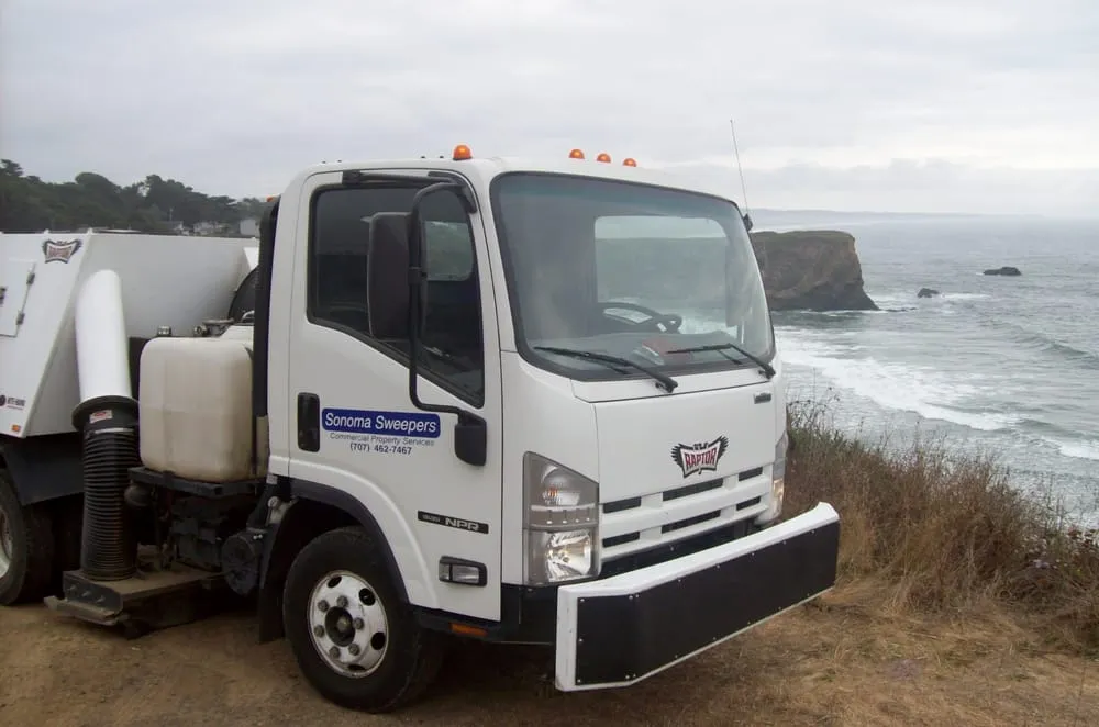 Affordable lawn mowing service for homes in Ukiah, CA by Sonoma Sweepers