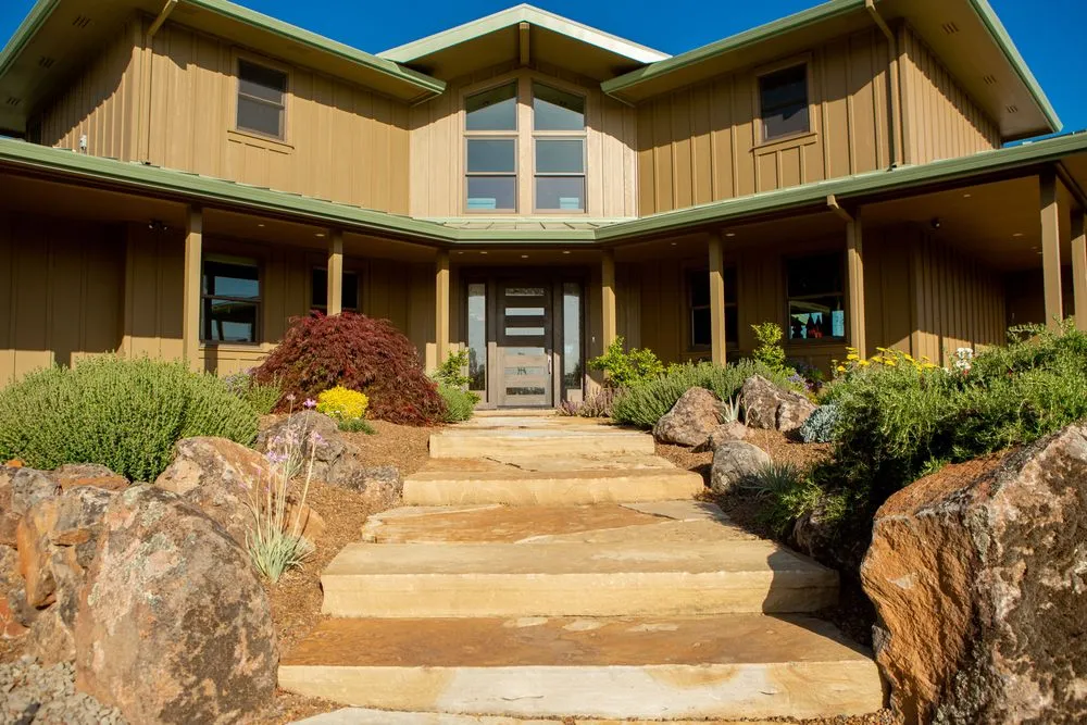 Affordable lawn care service in Kenwood, CA - Sonoma Valley Landscape