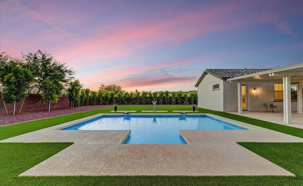 Expert lawn care service experts serving Tucson, AZ - Sonoran Turfscapes