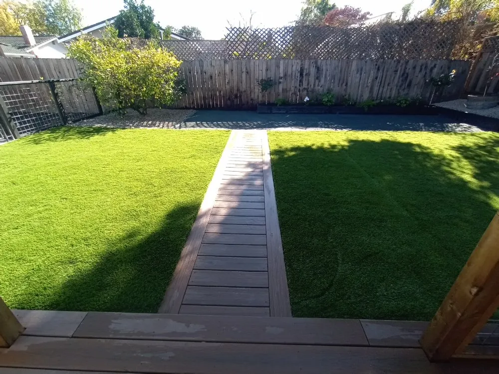 Custom lawn mowing service with custom design across Richmond, CA - sontay landscaping