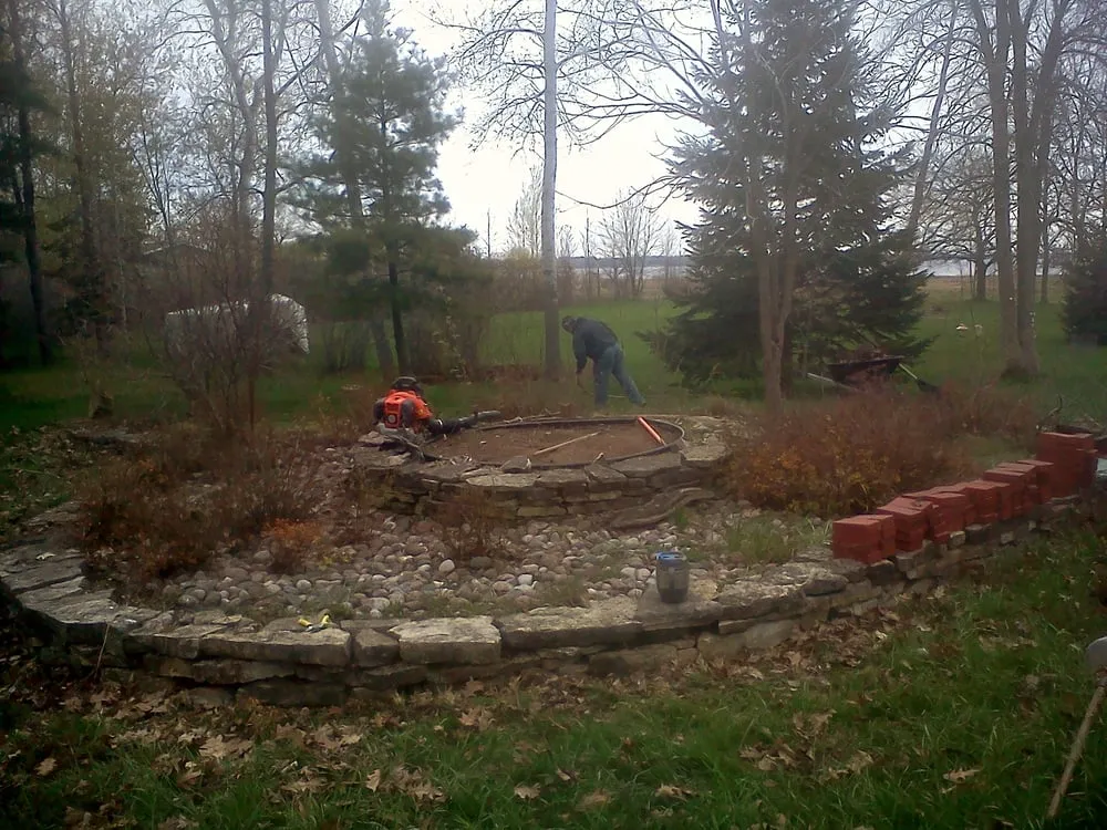 Custom residential landscaping experts serving Escanaba, MI - Soo Hill Lawn & Garden