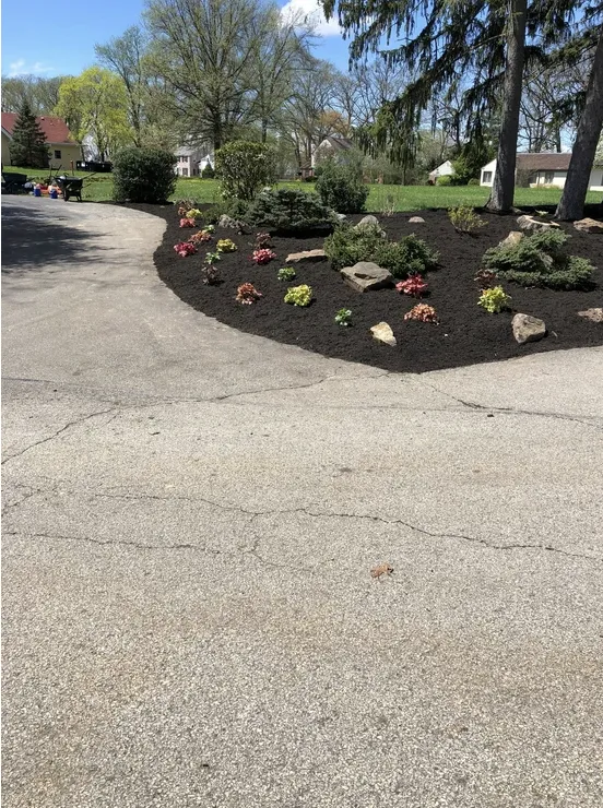 Professional lawn care service experts serving Glenshaw, PA - Sorce Landscape Contracting