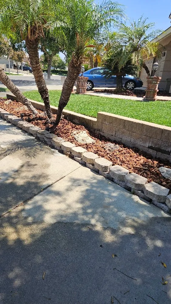 Top-rated lawn mowing service experts serving Pomona, CA - Soria Gardening Services