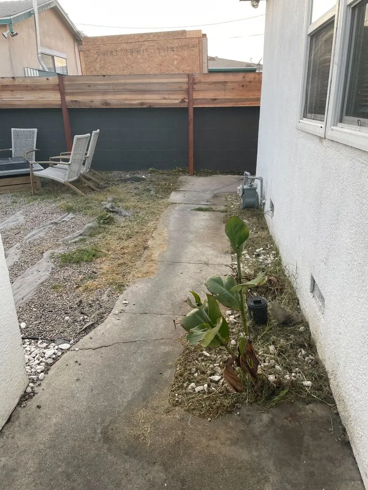 Reliable residential landscaping experts serving Hawthorne, CA - Soriano Landscaping And Tree Service