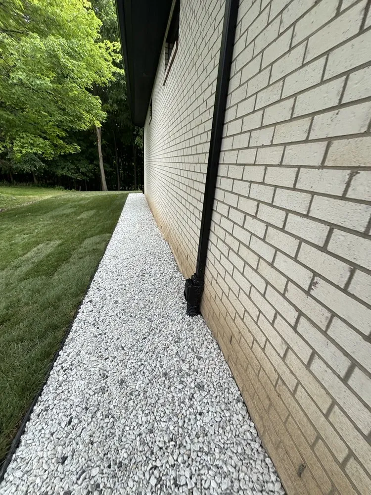 Professional garden landscaping for beautiful yards in Bloomfield Township, MI by Soros irrigation services