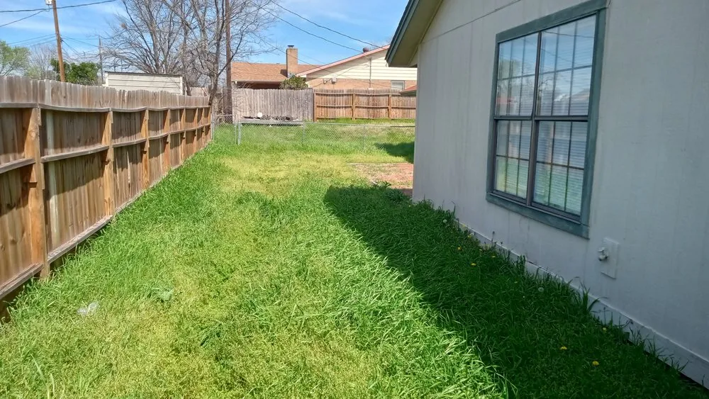 Local landscaping services for homes across Killeen, TX - Sorrells&son Lawncare