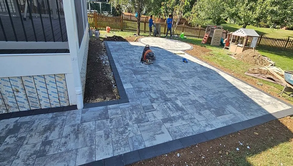 Professional yard maintenance for homes across Silver Spring, MD - Sorto Landscaping Services