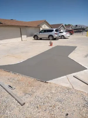 SOS Landscape & Gardening Logo