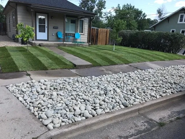 Affordable landscaping services in Thornton, CO by Sosa Land Service