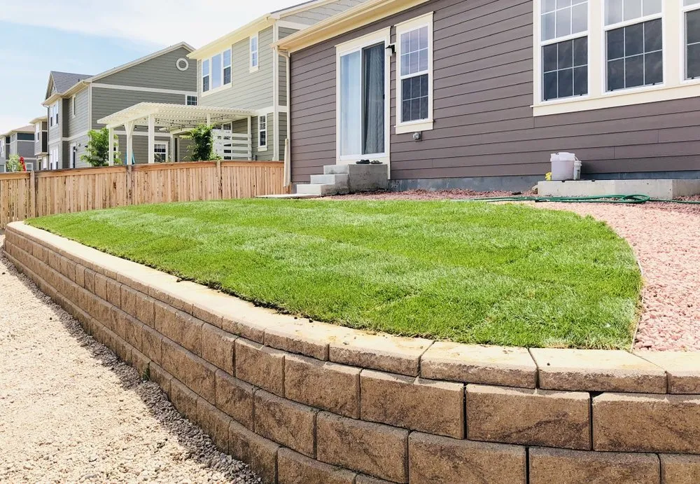 Affordable lawn care service for beautiful yards across Thornton, CO - Sosa Land Service