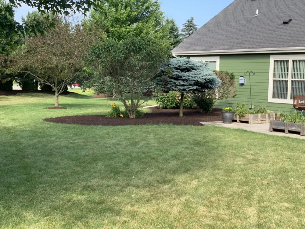 Trusted lawn care service with custom design across Oak Creek, WI - Sosa Seasonal Services