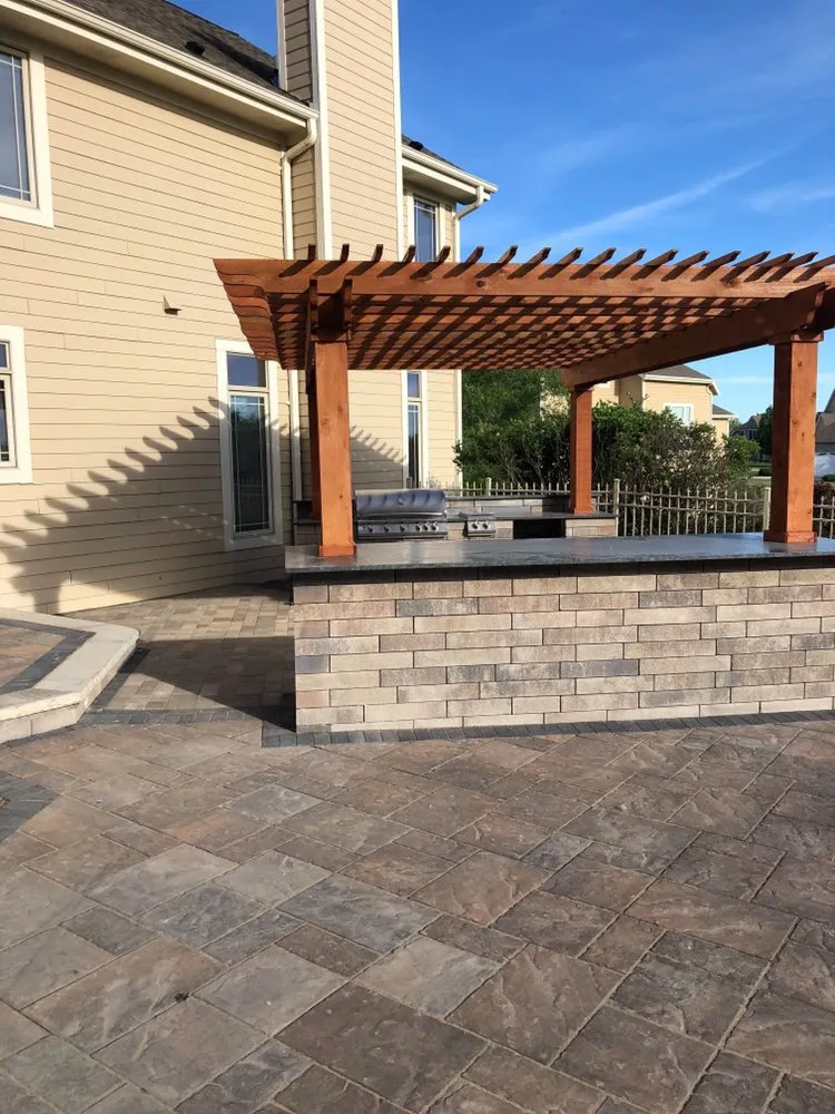 Trusted residential landscaping with custom design in Oak Creek, WI by Sosa Seasonal Services