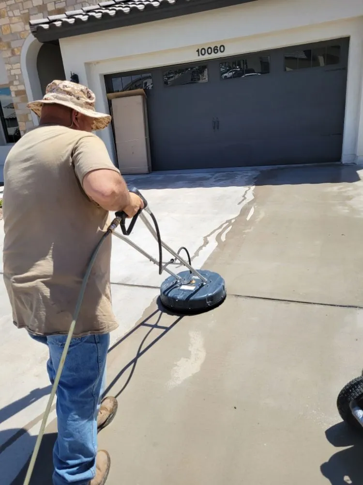 Custom landscape design experts serving El Paso, TX - Sosazzz Lawn Service