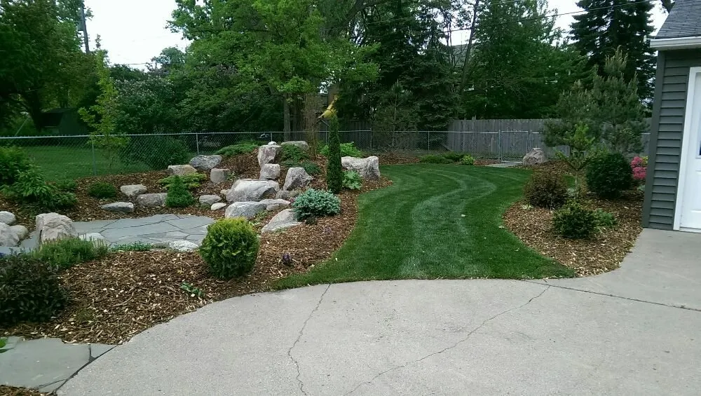 Affordable landscape design in Saint Paul, MN by Sota Outdoor Services
