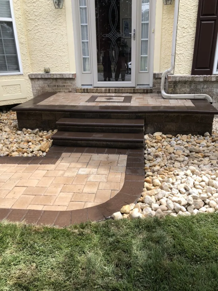 Reliable lawn mowing service experts serving Newark, DE - Sotelo Landscaping and Hardscaping