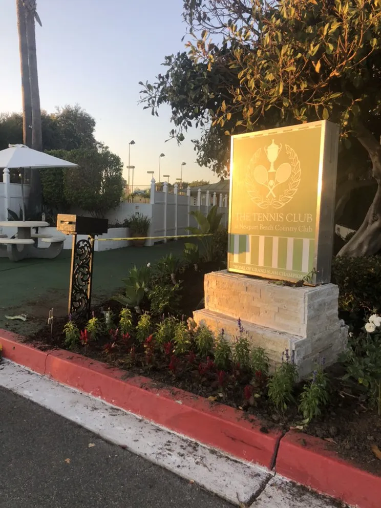 Top-rated yard cleanup service in Orange, CA - Sotelo Landscaping