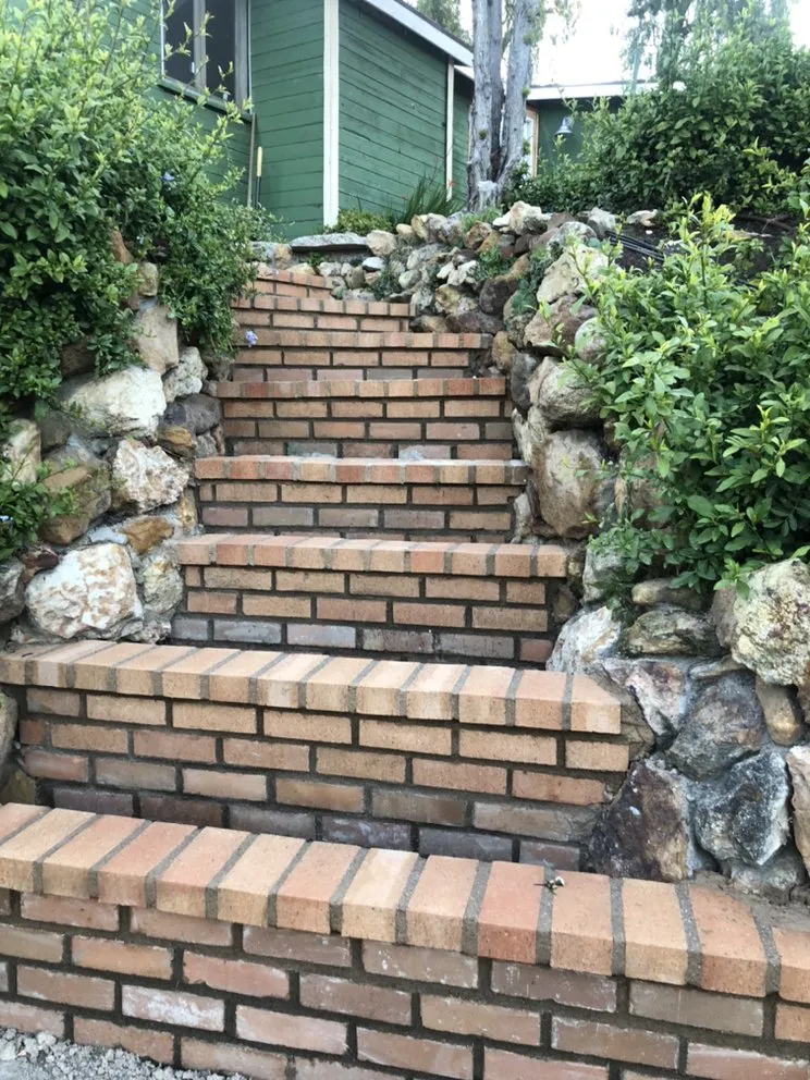 Reliable lawn mowing service in Orange, CA - Sotelo Landscaping