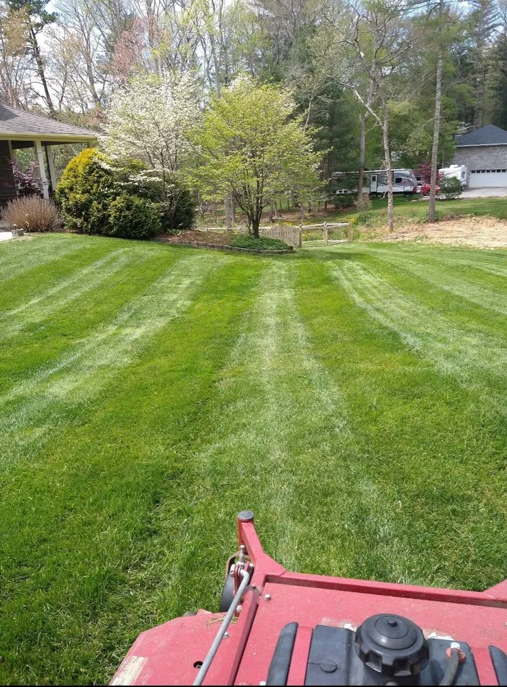 Top-rated garden landscaping near you in Hendersonville, NC by Sothern proscape