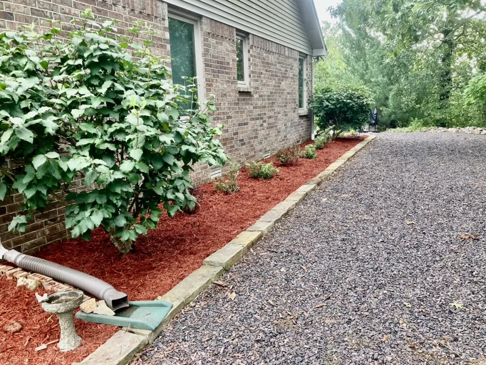 Local garden landscaping experts serving Mountain Home, AR - Soto Landscaping