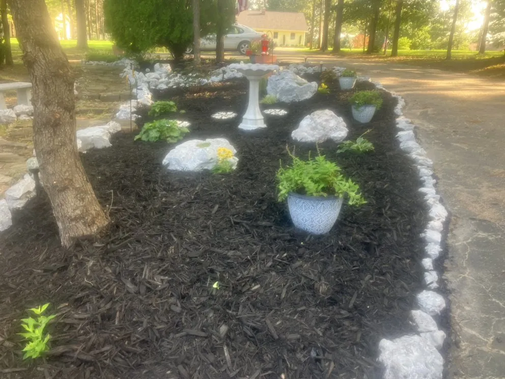 Custom landscaping services in Mountain Home, AR by Soto Landscaping