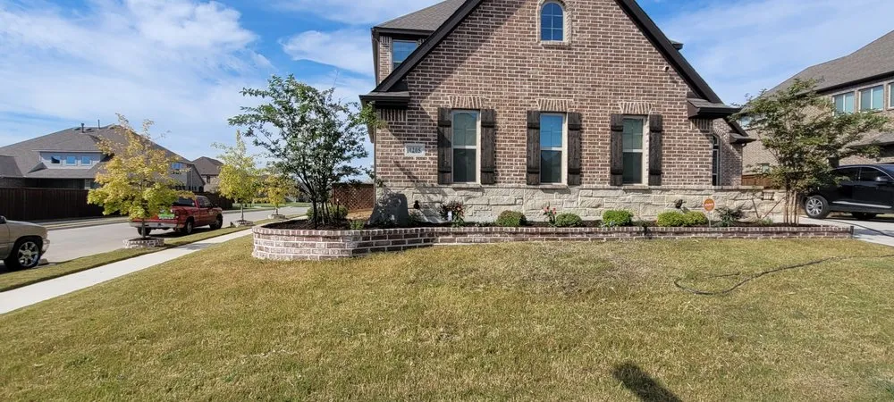 Top-rated landscape design for outdoor upgrades in Mansfield, TX by Soto’s Lawncare by SGJO