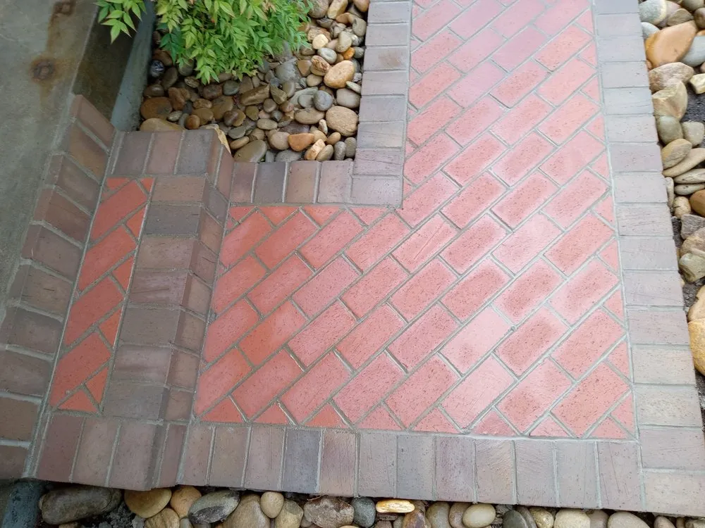 Professional garden landscaping experts serving Bardstown, KY - Sotos Masonry & Restoration