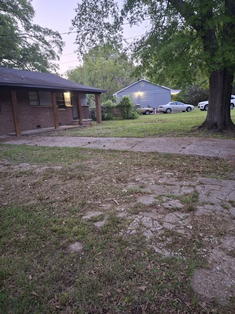 Top-rated lawn care service for residential properties across Jackson, MS - Soul City Lawn Care