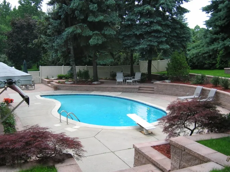 Trusted garden landscaping experts serving Romeo, MI - Soulliere Companies
