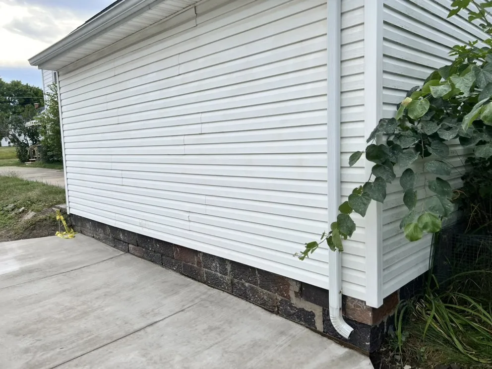 Custom lawn mowing service in Barberton, OH by Soullieres Landscaping