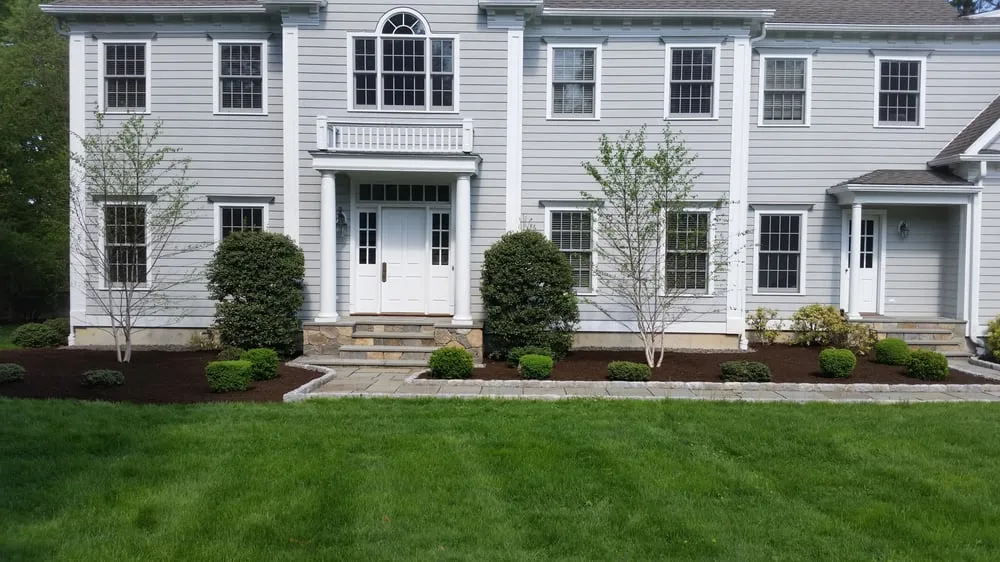 Local outdoor landscaping experts serving Danbury, CT - Sound Grounds