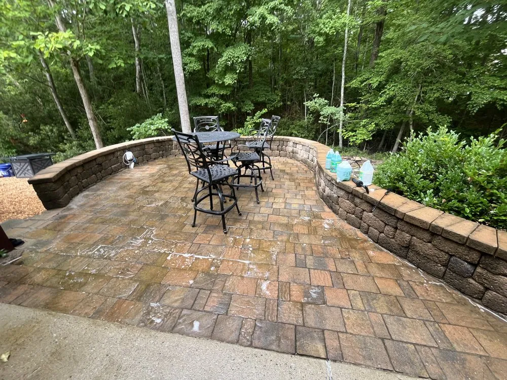 Trusted yard maintenance with custom design across Williamston, NC - Soundside Softwash Solutions