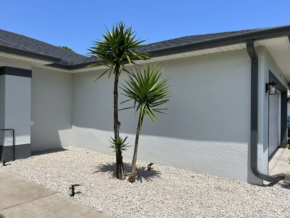 Professional lawn care service experts serving Palm coast, FL - Sousa landscaping and Site Work