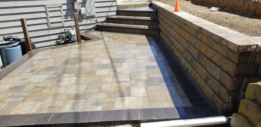 Professional yard cleanup service in Pittsburg, CA - Sousa