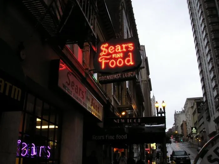 Reliable yard maintenance for year-round maintenance across Carson, CA - South Bay Roots