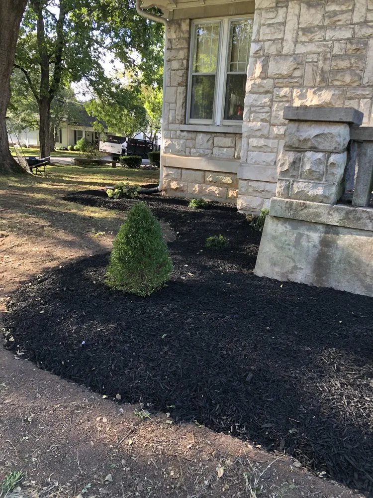 Trusted landscape installation in Russellville, KY by South Central Outdoors