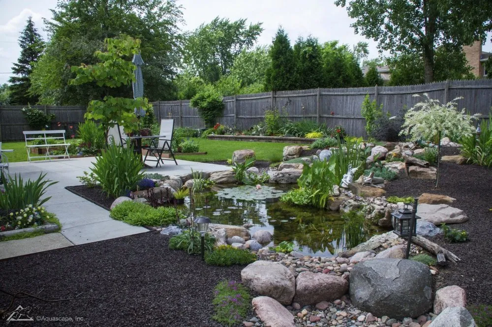 Affordable yard maintenance in Niceville, FL - South Coast Ponds & Outdoors