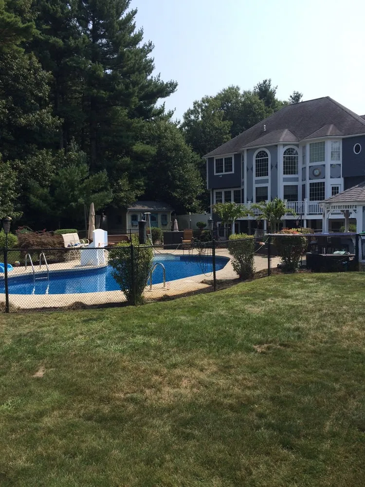 Top-rated outdoor landscaping experts serving Duxbury, MA - South East Property Managment
