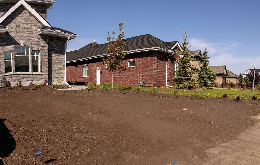 Affordable yard cleanup service with custom design across Orlando, FL - South Eola Lawn Care