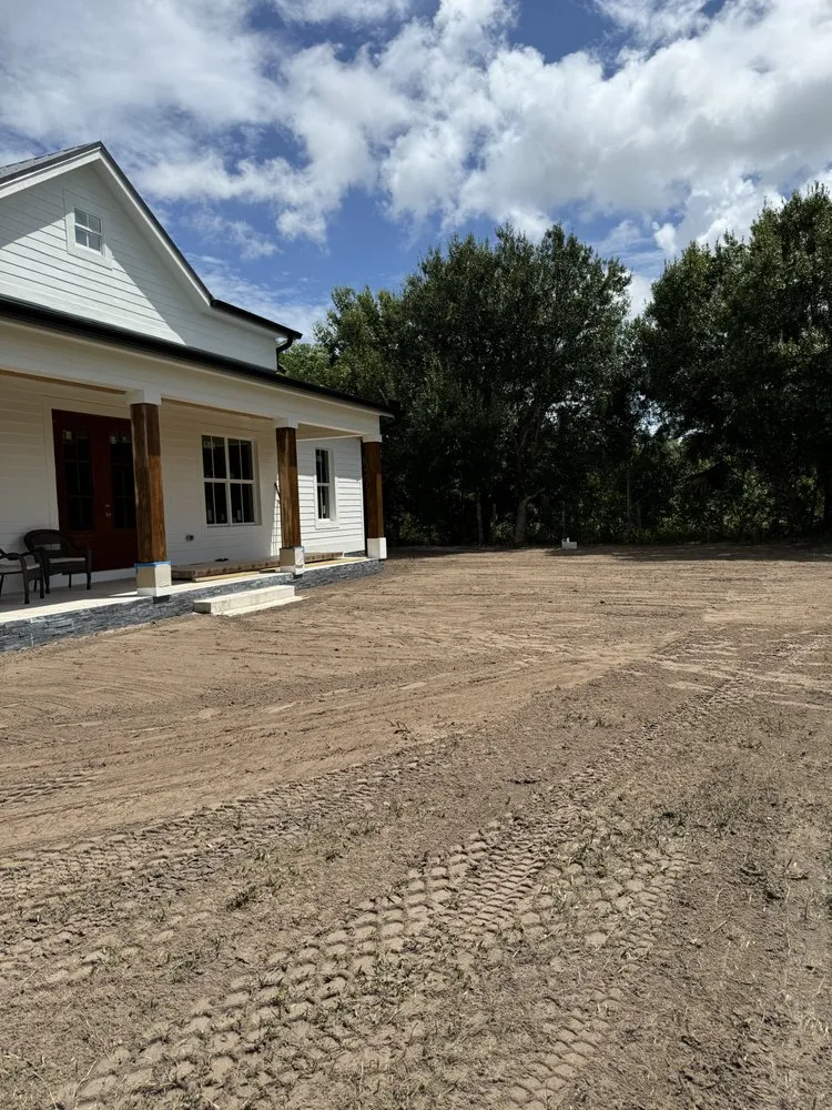 Expert landscape design experts serving Fort Pierce, FL - South Florida Earthworks