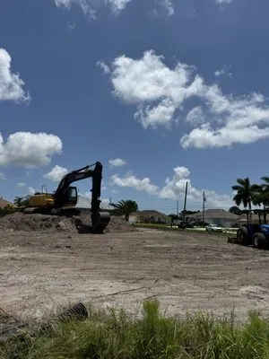 South Florida Earthworks Logo