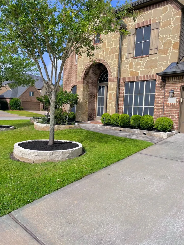 Custom lawn care service for residential properties across Tomball, TX - South Heat Landscaping