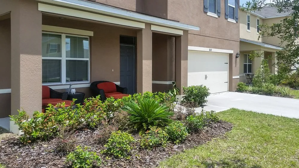 Affordable lawn care service for year-round maintenance in Minneola, FL by South Lake Lawn Care