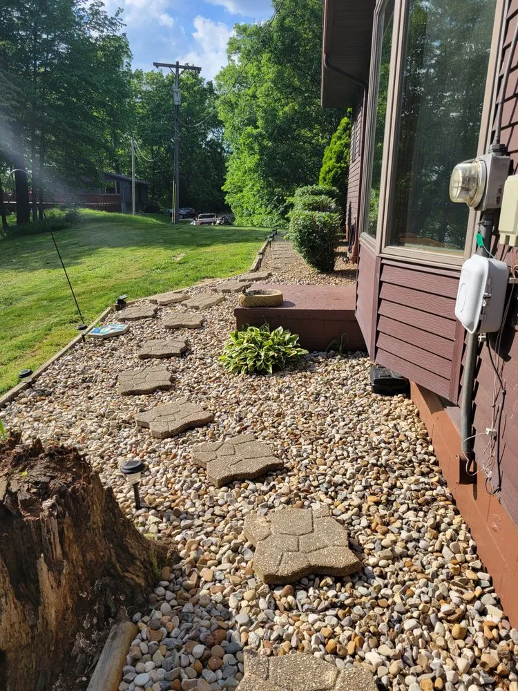 Top-rated outdoor landscaping in Mansfield, OH - South Of Saturn Landscapes