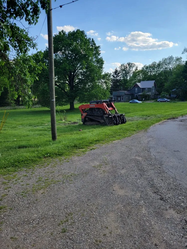 Custom outdoor landscaping in Mansfield, OH - South Of Saturn Landscapes
