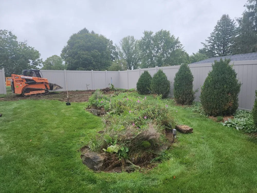 Custom yard maintenance in Mansfield, OH by South Of Saturn Landscapes