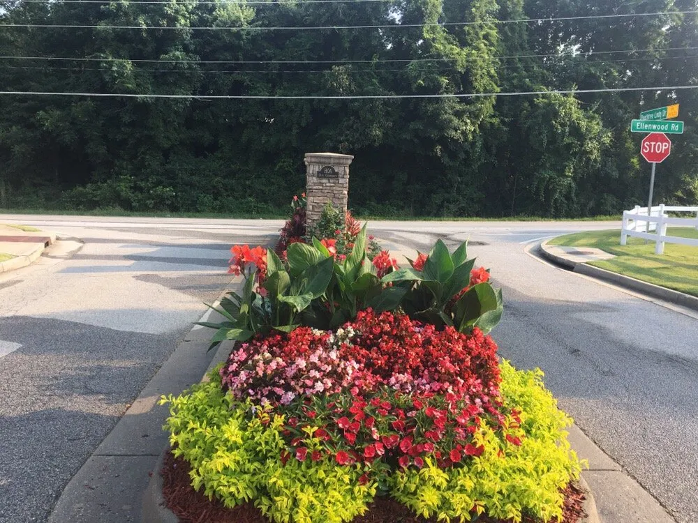 Affordable landscaping services in McDonough, GA - South Side Lawns & Services